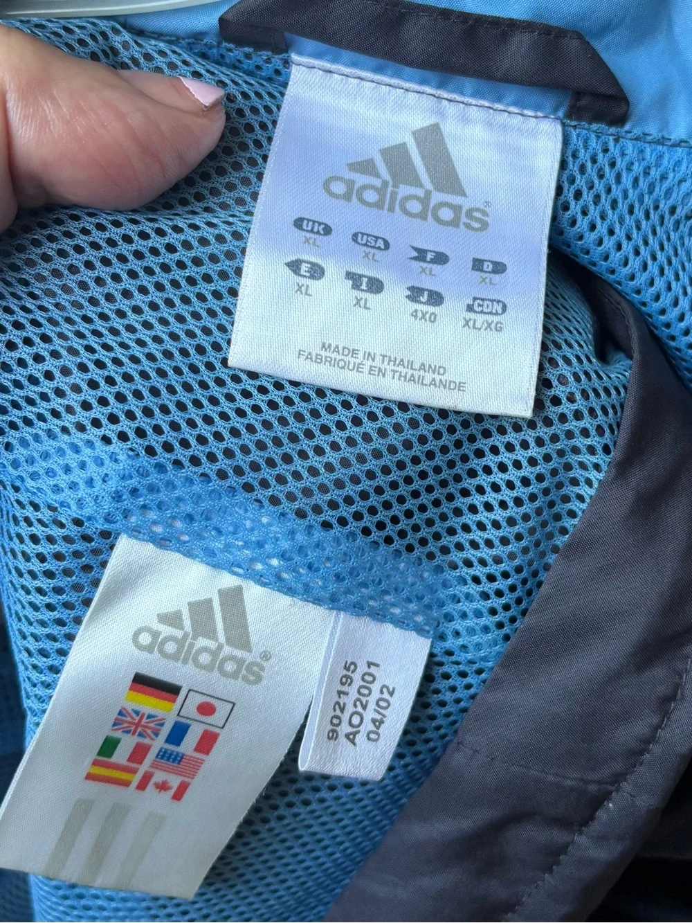 adidas Men's Black & Blue Hooded Windbreaker Jacket